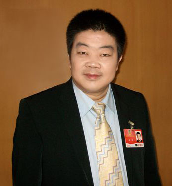 2011两会观察：代表委员晒提案议案 关注电子政务发展