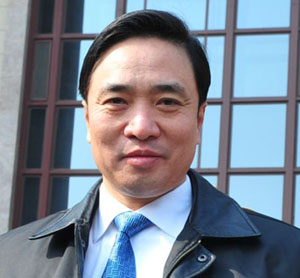 2011两会观察：代表委员晒提案议案 关注电子政务发展