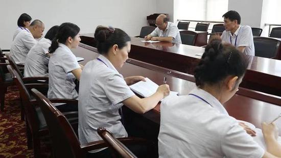 长沙市住房公积金管理中心岳麓区管理部月度工作讲评会