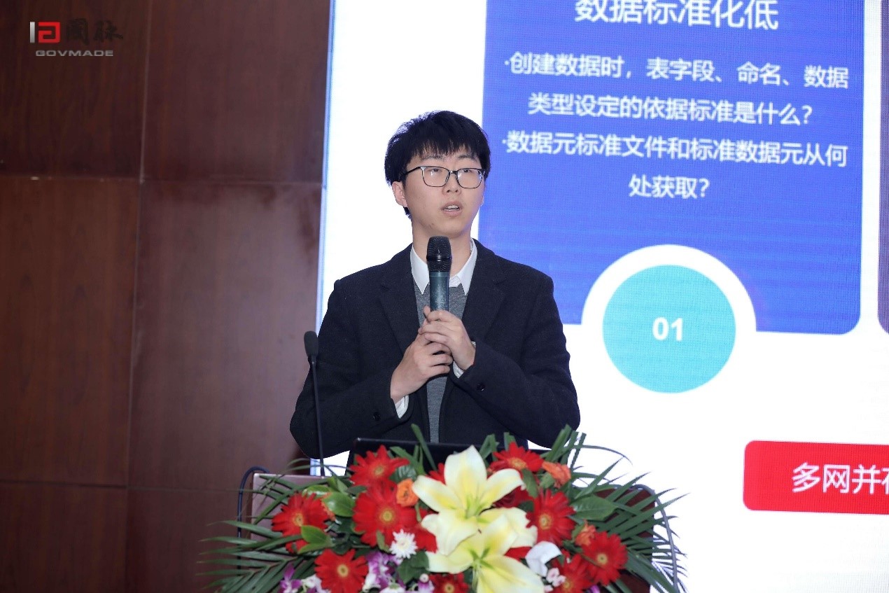 钟乙乔.jpg 钟乙乔.jpg