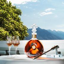 白兰地是属于什么酒，为何品鉴它绕不开路易十三干邑