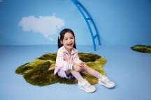 孩子不同年龄段如何选学步鞋，江博士健康鞋来教你