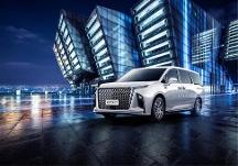 上汽大通MAXUS G90和格瑞维亚商务车2023款价格图片，哪款更适合商务出行？