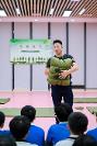 龙华区举办“踔厉奋发强国防 勇毅前行向 复兴”国防教育进校园活动