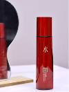 践行精准纯净护肤理念，三草两木红晶水给你水润弹嫩好肌肤