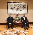 鄂尔多斯邀请张信良参加在京召开的“人才新政2.0版”新闻发布会